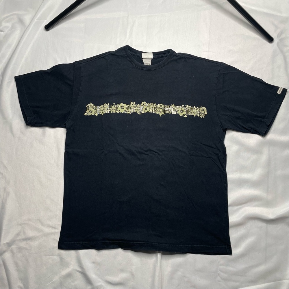 🌊 Vintage Quiksilver edition graphic tee